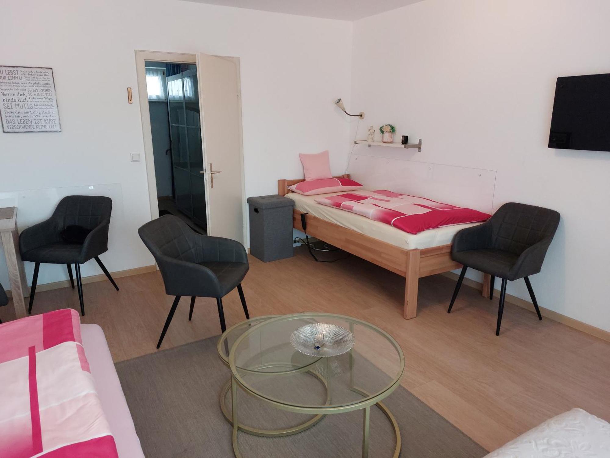 Apartment-Ferienwohnung In Mainaschaff Buitenkant foto